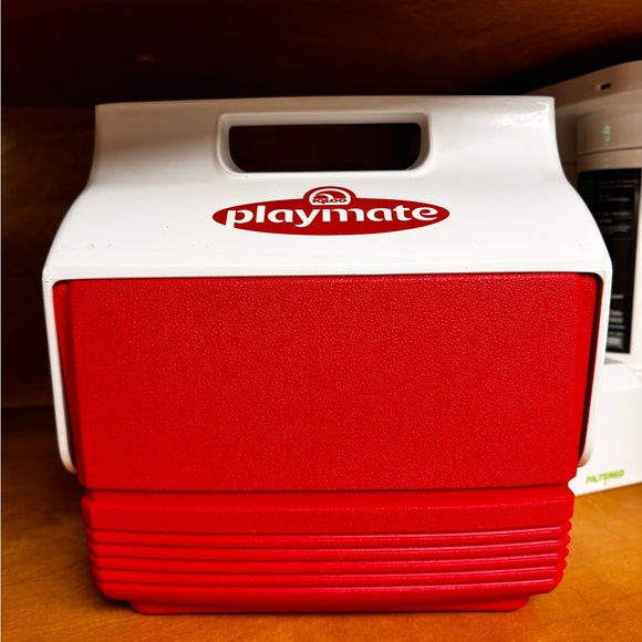 Igloo Other - Igloo Playmate Red and White Cooler